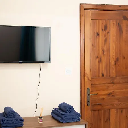 Blossoms Apartment